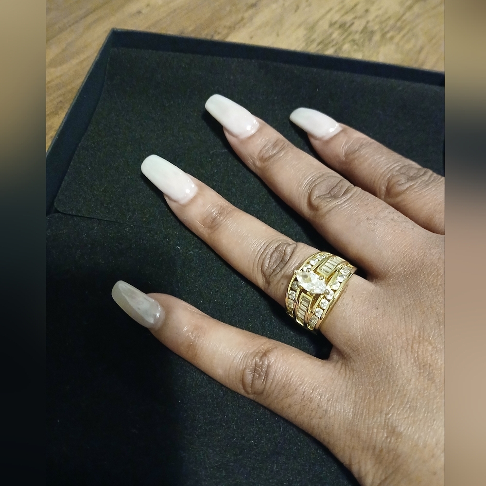 Gold Ring Sz 9